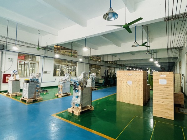 La máquina de cremallera de nylon Zhenyu se envía a los Estados Unidos