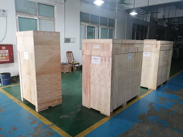 Full-auto nylon slider mounting machines and air-operated zig zag cutting machines are shipped to India